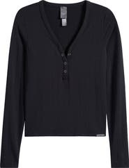 SAVAGE X FENTY Sleek Stitch Sleep Henley