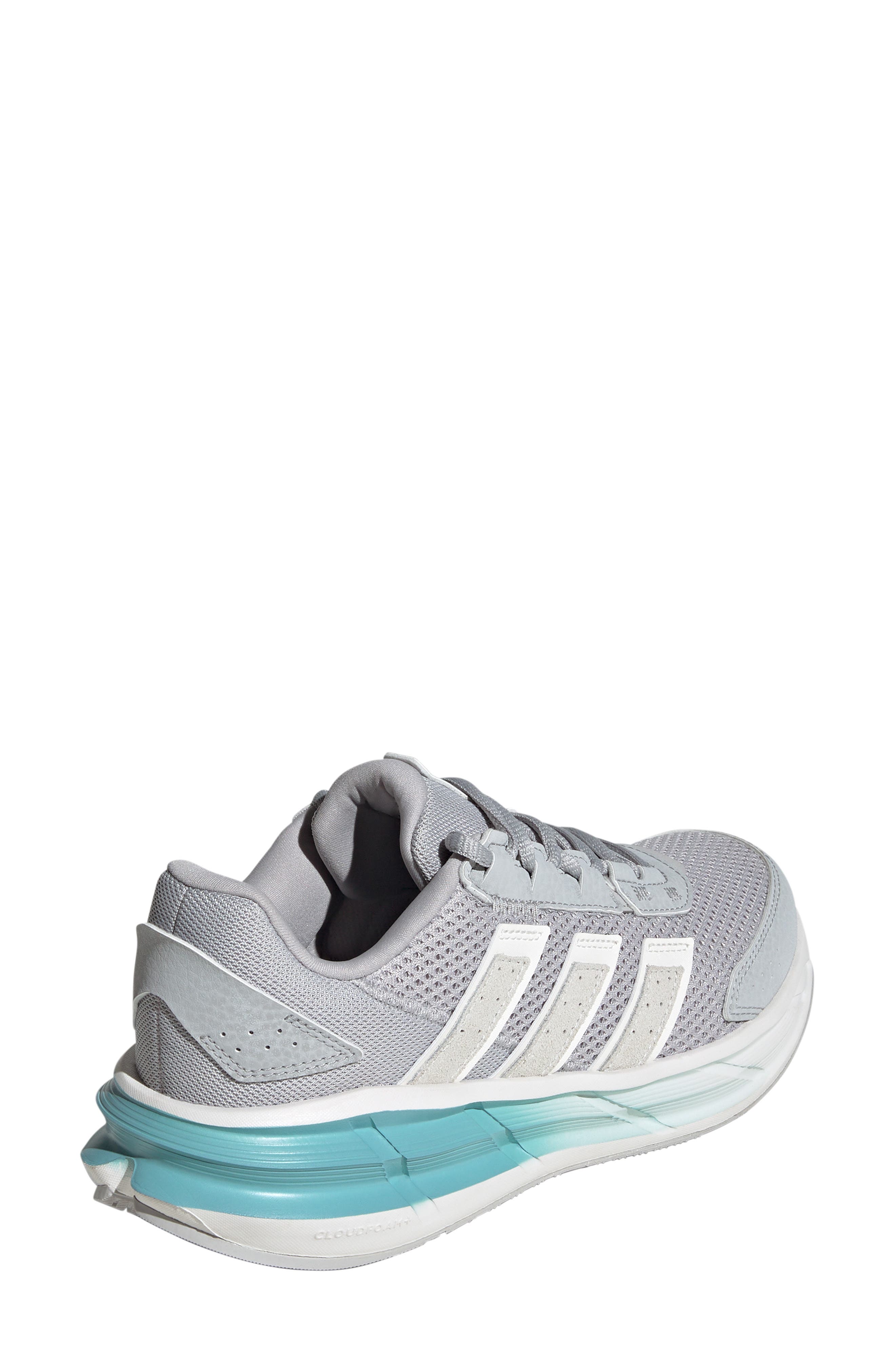 Astrastar Sneaker - image 4