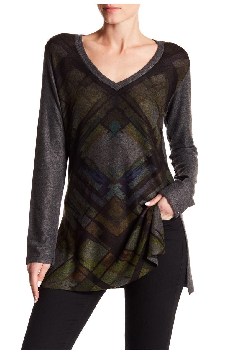 GO COUTURE Printed V-Neck Sweater, Alternate, color, Charcoal Multi-Colors