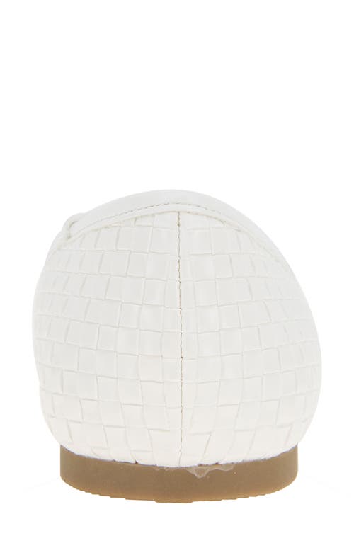 Reaction Kenneth Cole Elstree Ballet Flat In White Woven