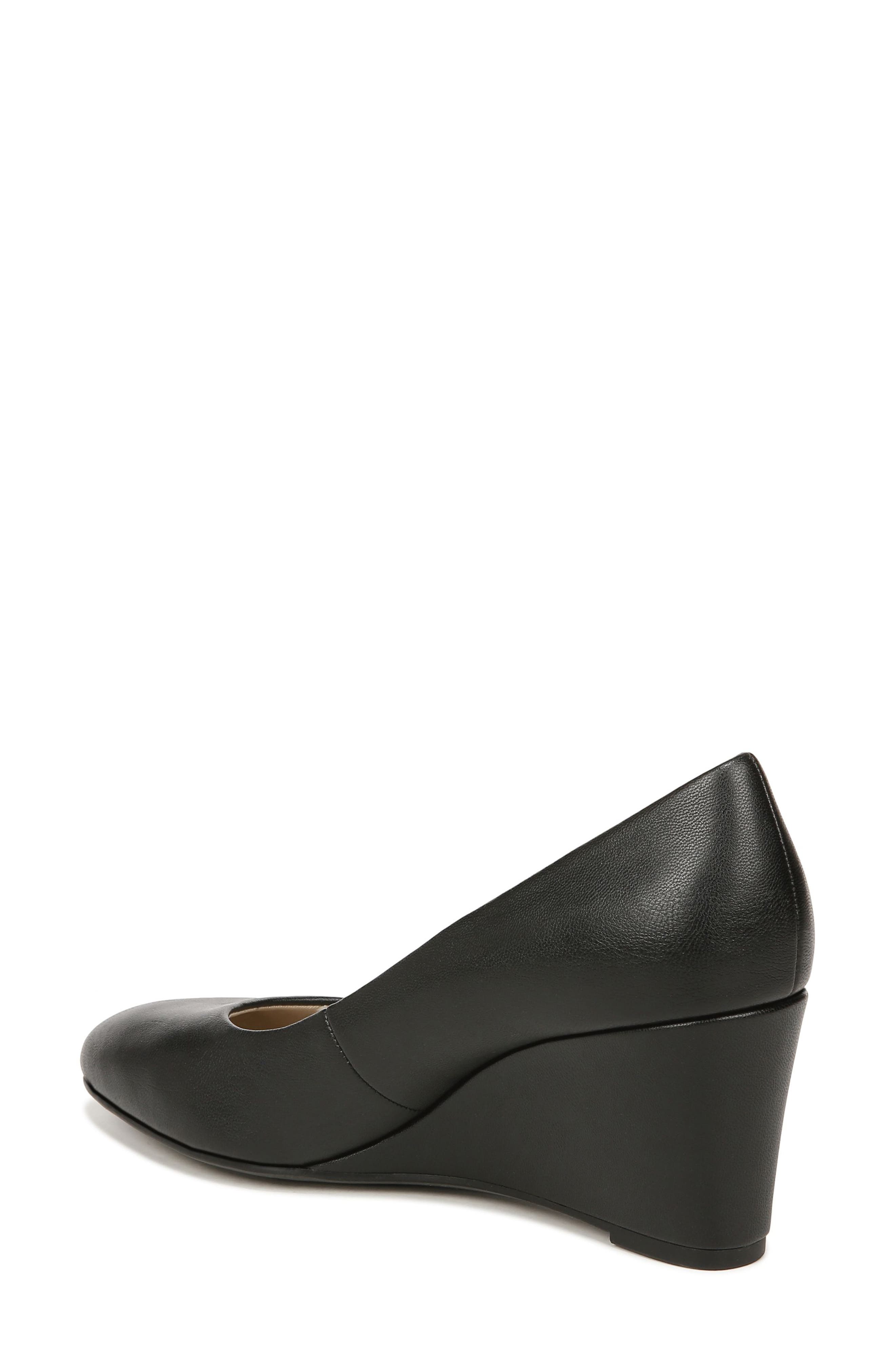 LifeStride Gio Wedge Pump, Alternate, color, 