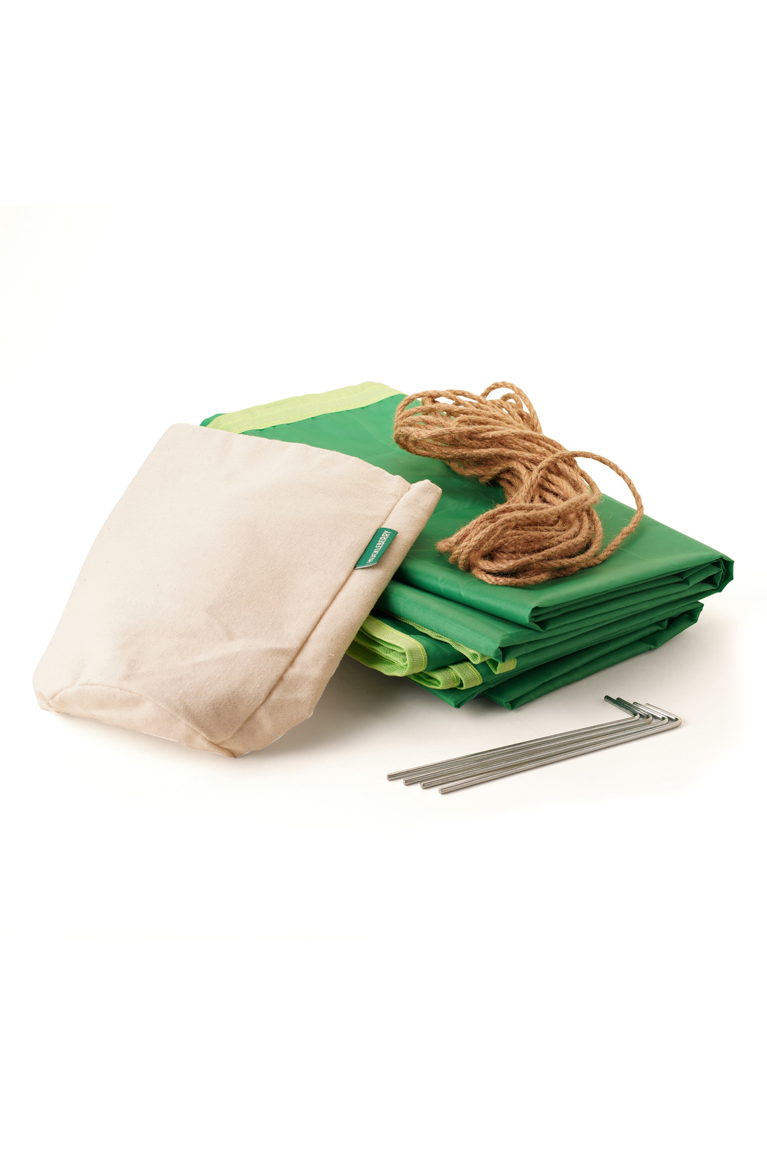 Huckleberry Play Tent