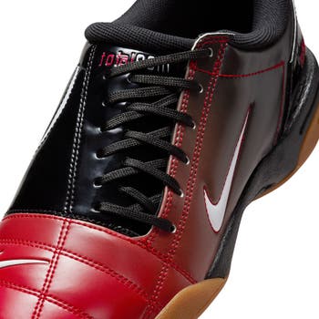 Total 90 PRM Soccer Sneaker