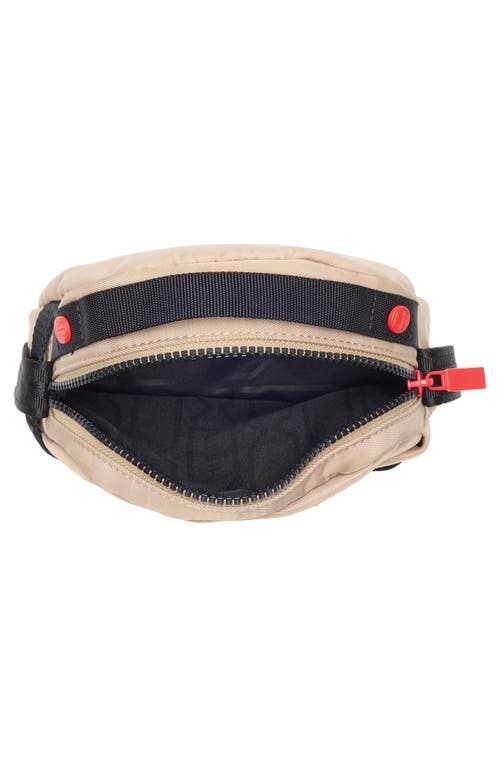 Hunter Dome Crossbody Bag