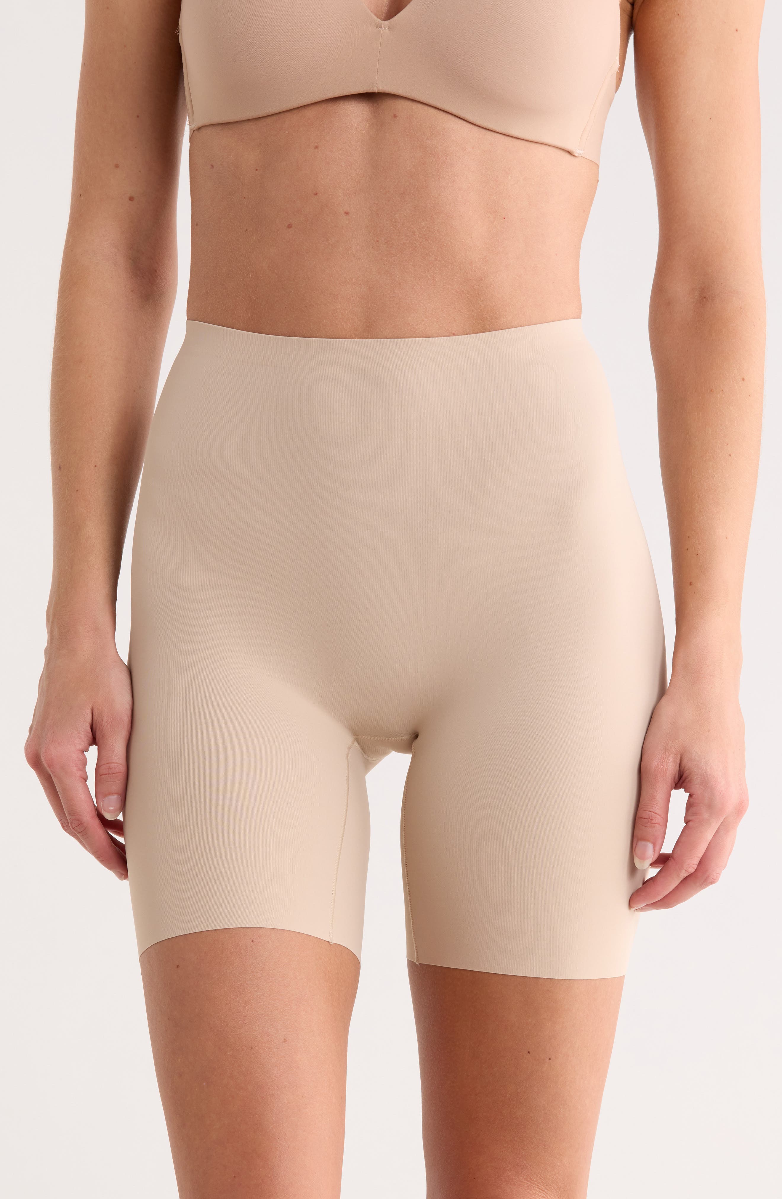 BEIGE/ WHITE
