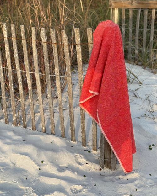 Kd Weave Towel In Red
