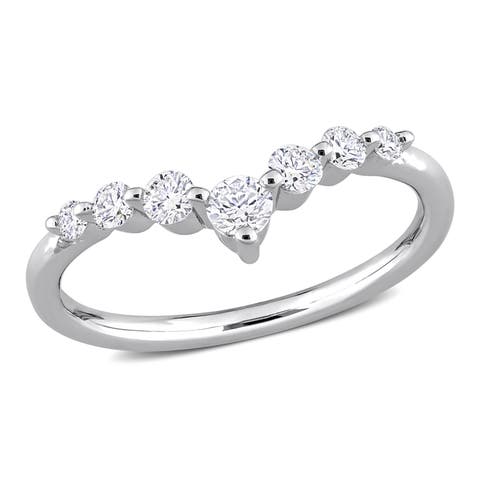 3/8 CTW Lab Grown Diamond Chevron Ring