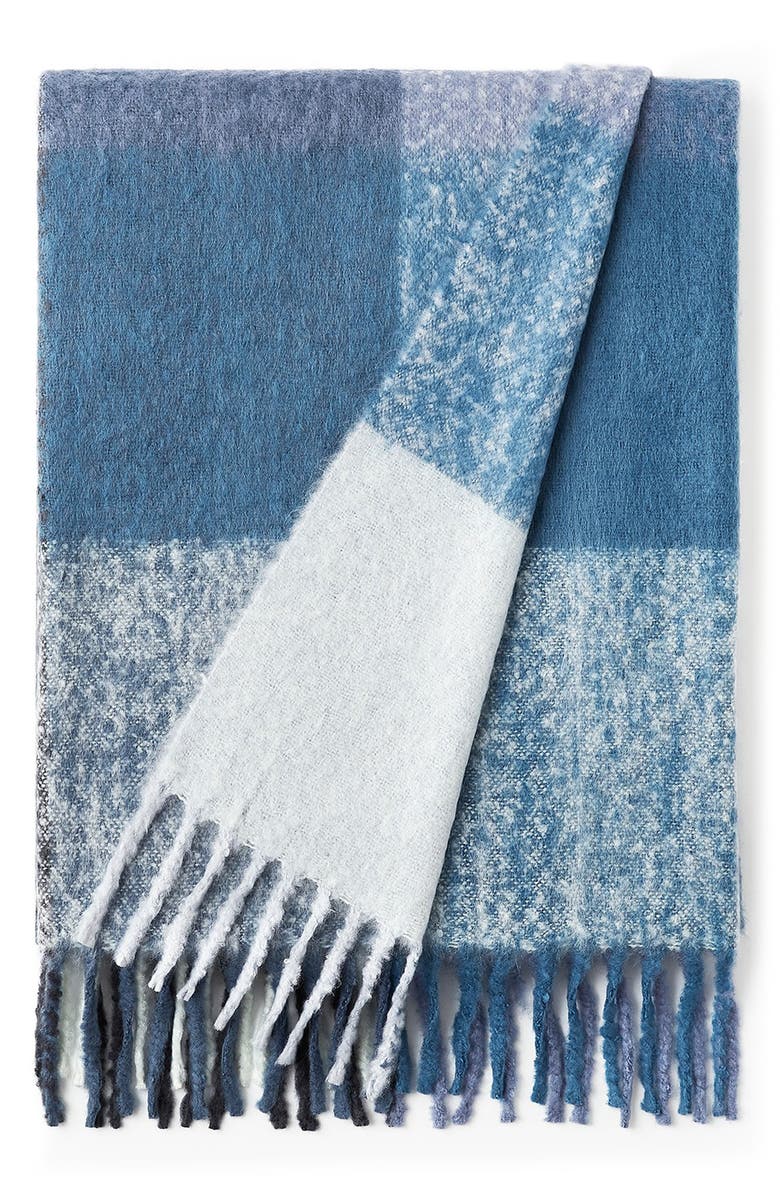 UGG<sup>®</sup> Blaire Throw Blanket, Alternate, color,