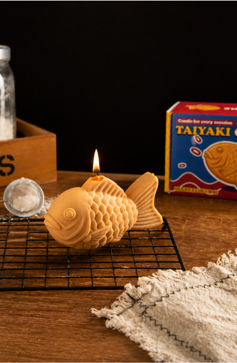 Southlake gifts Taiyaki Candle, Alternate, color, Golden Brown