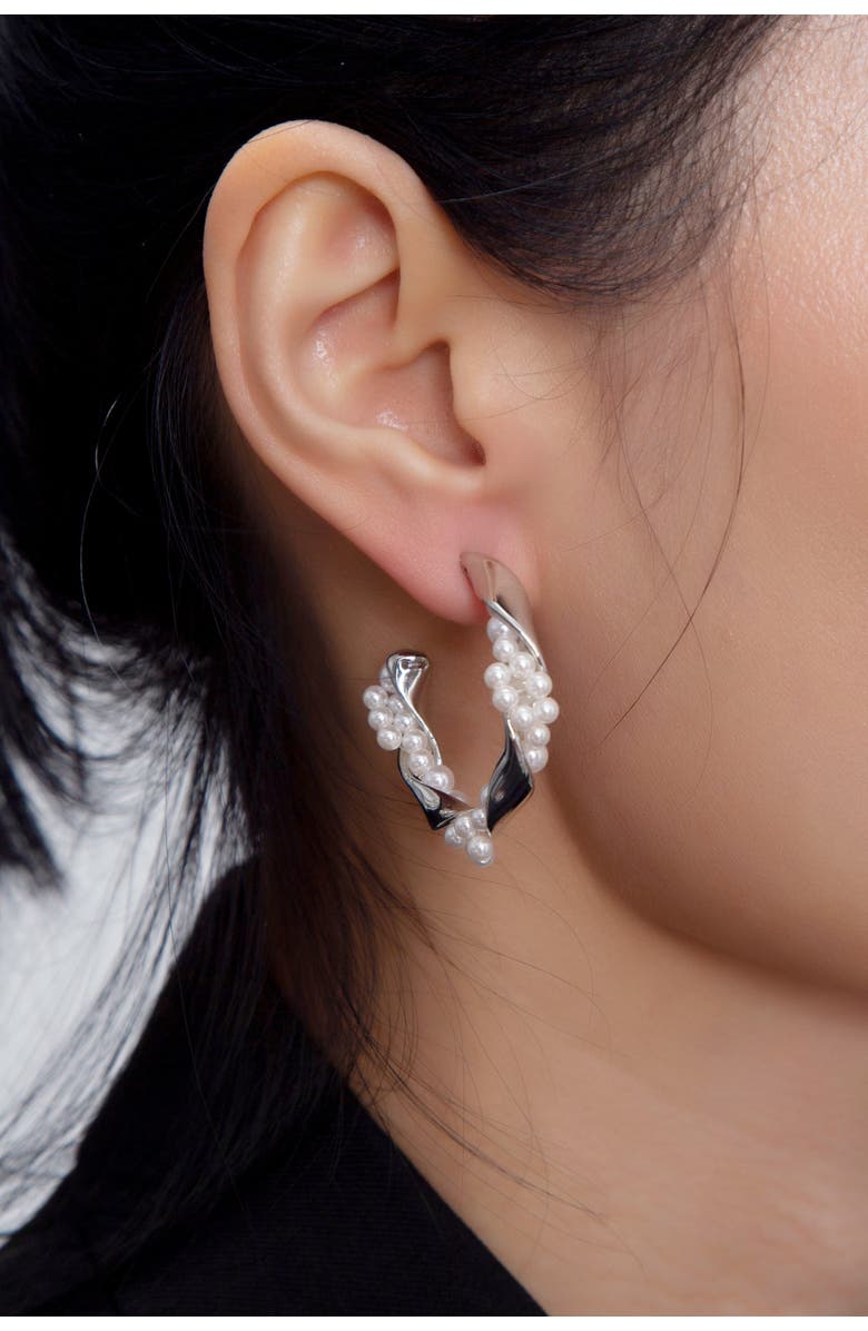 Classicharms Nadia Molten Shell Pearl Twisted Hoop Earrings, Alternate, color, Silver