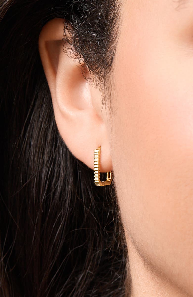 Bony Levy 14K Gold Textured Huggie Hoop Earrings, Alternate, color, 14Ky