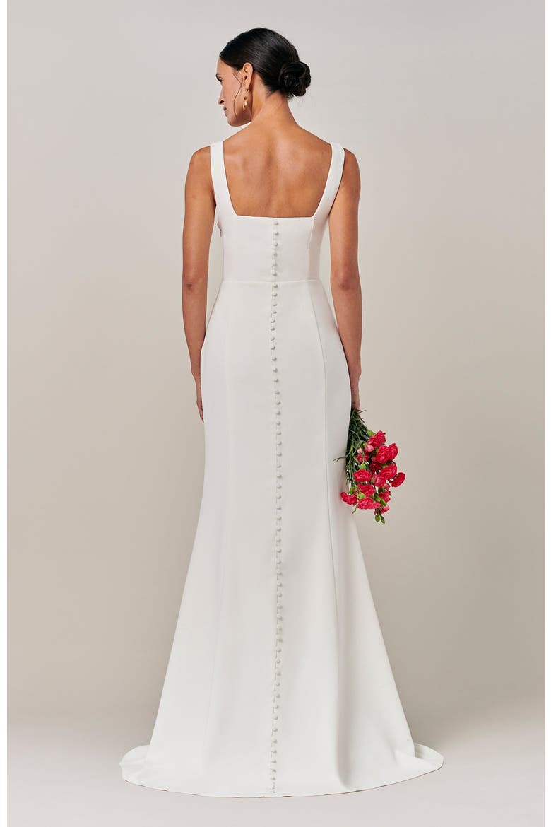 Marylyn Gown, Alternate, color, White