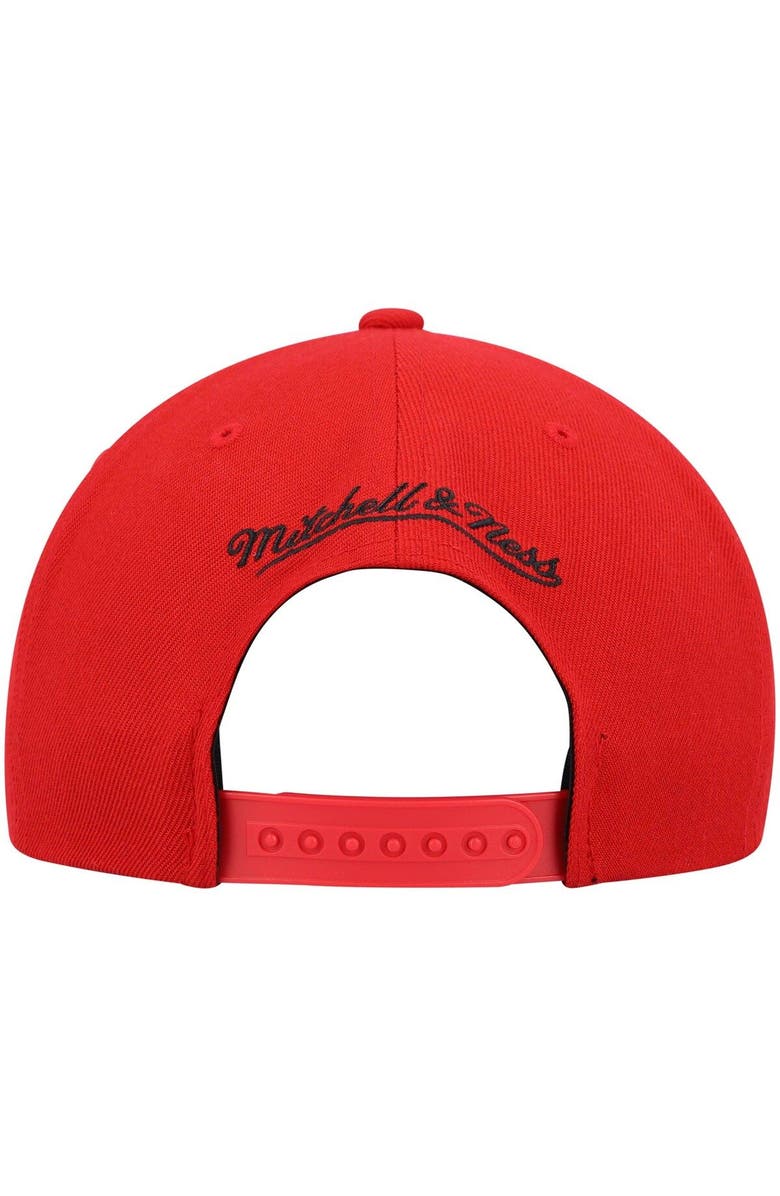 Mitchell & Ness Men's Mitchell & Ness Red/Black Chicago Bulls Team Two-Tone 2.0 Snapback Hat, Alternate, color, 
