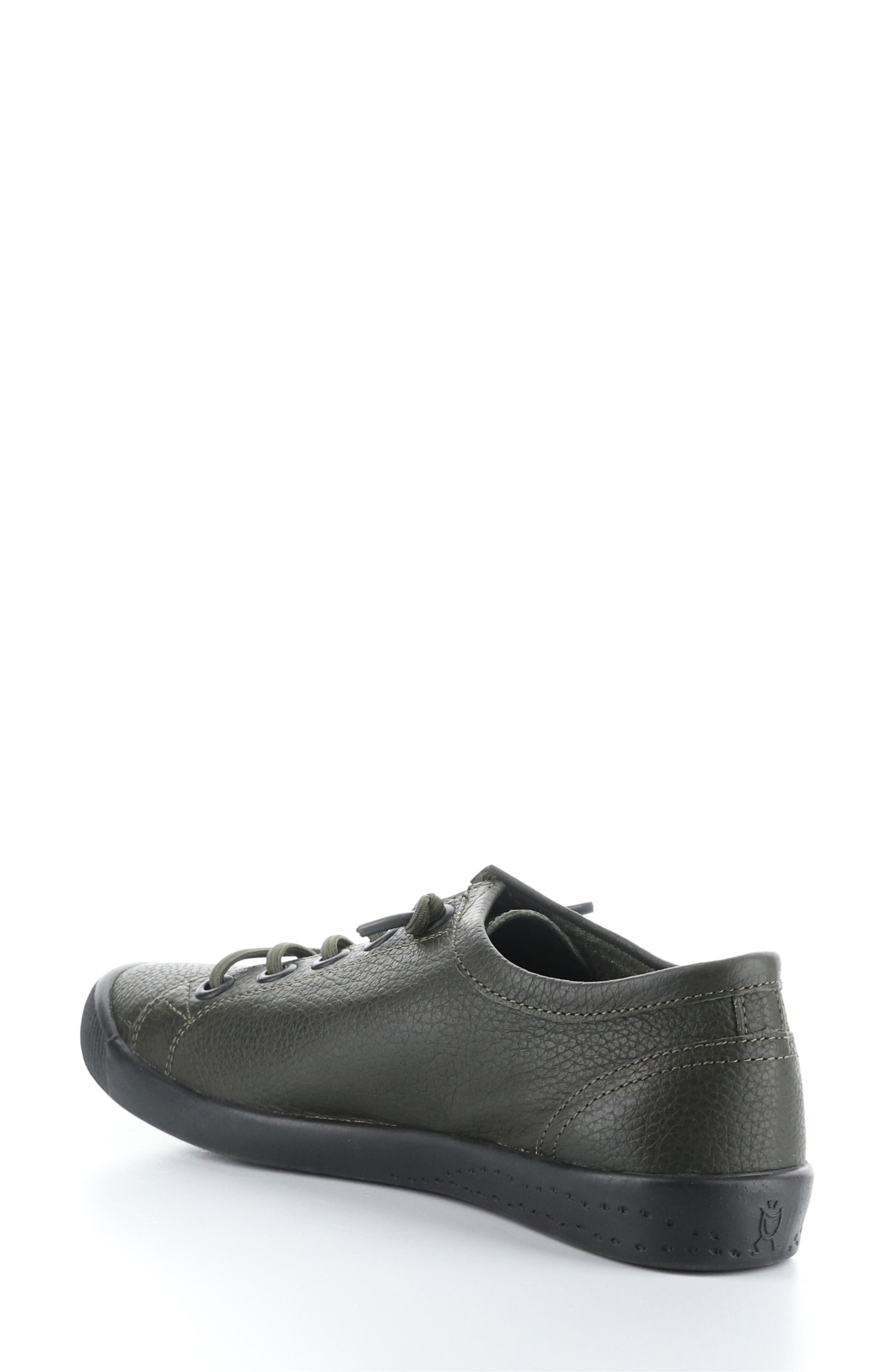 Isla Sneaker - image 4