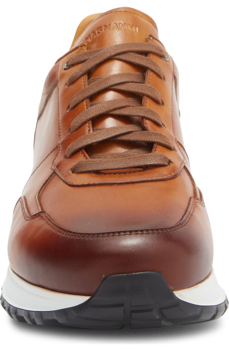 Magnanni Fado Leather Sneaker, Alternate, color, Cuero