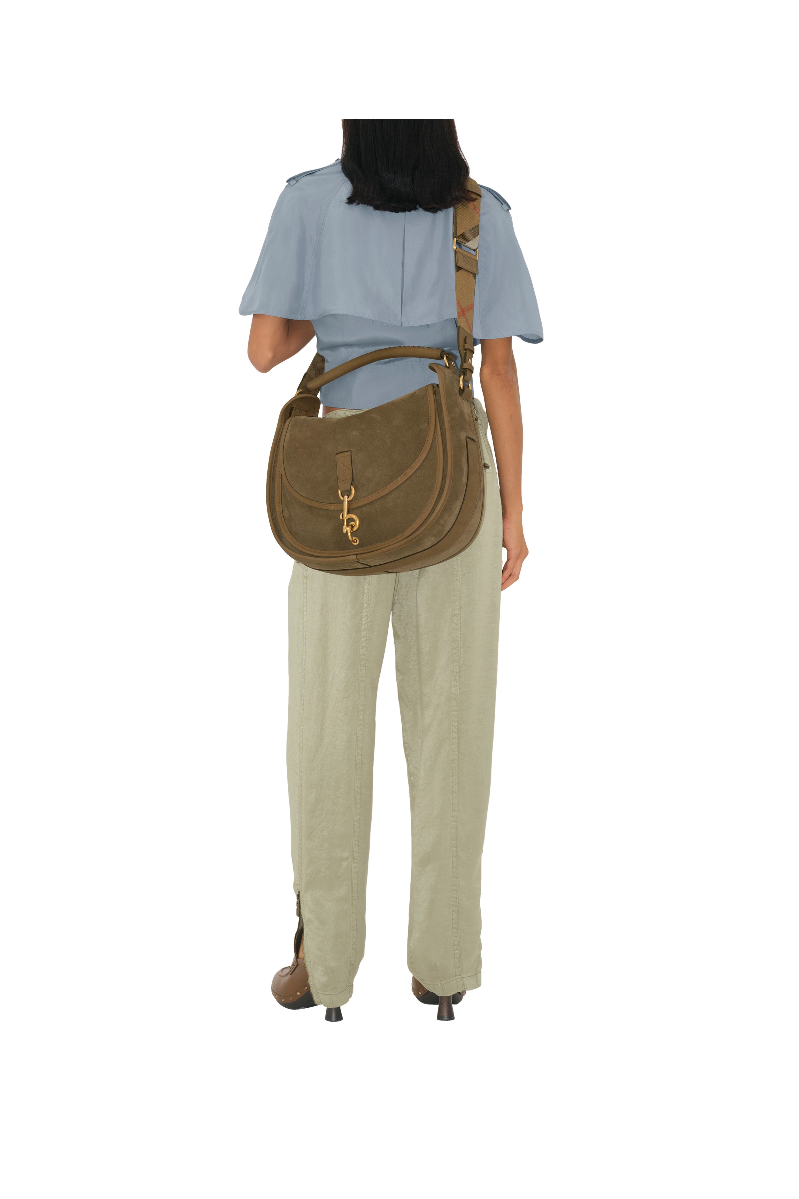 Burberry Medium B Clip Messenger Bag, Alternate, color, 