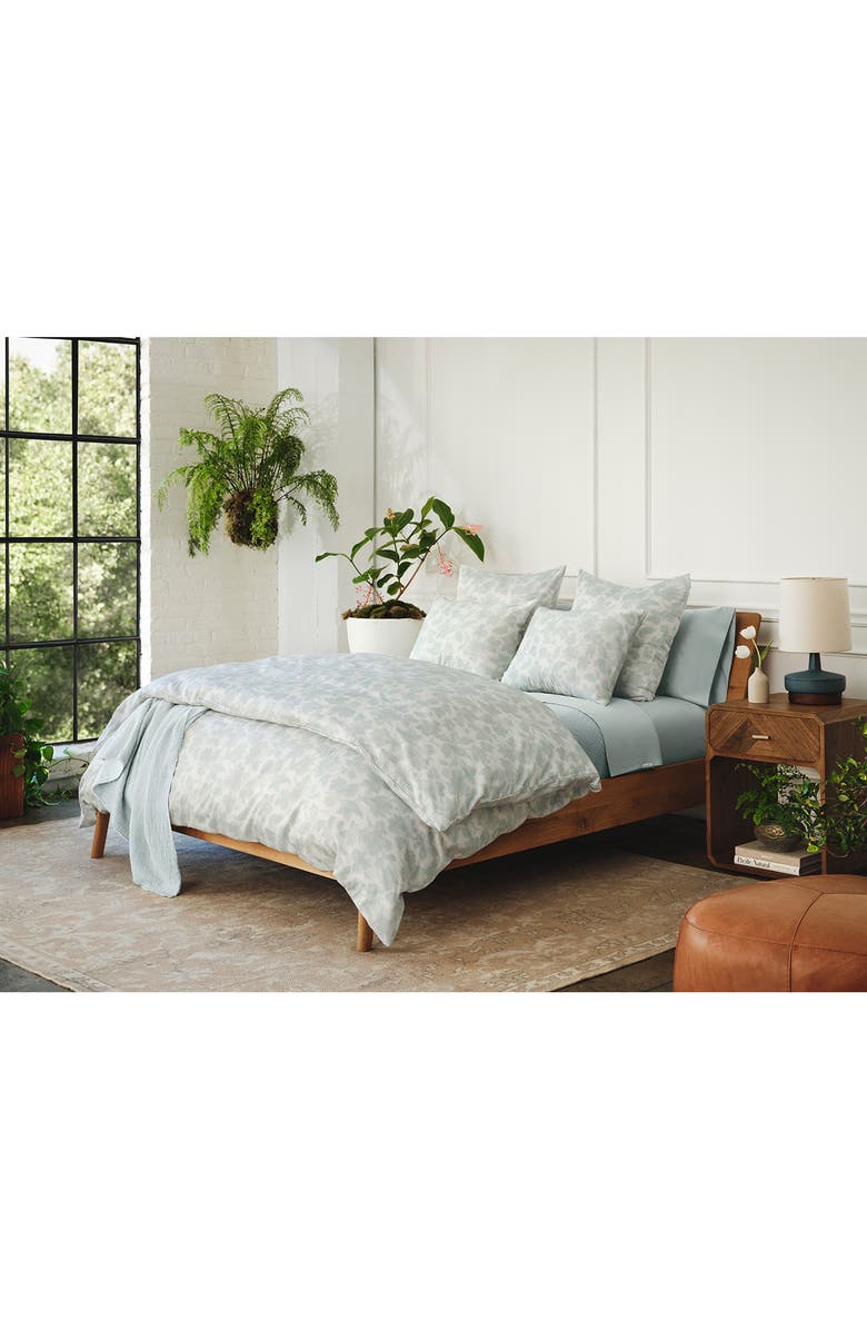 Coyuchi Camellia Organic Cotton Sateen Duvet Cover, Alternate, color,
