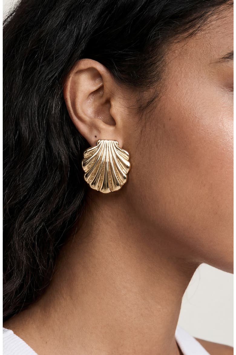 Golden Scallop Stud Earrings, Alternate, color, GOLD