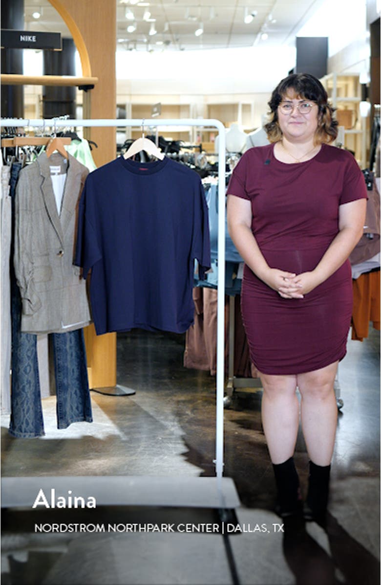 Capsule Oversize T-Shirt, sales video thumbnail