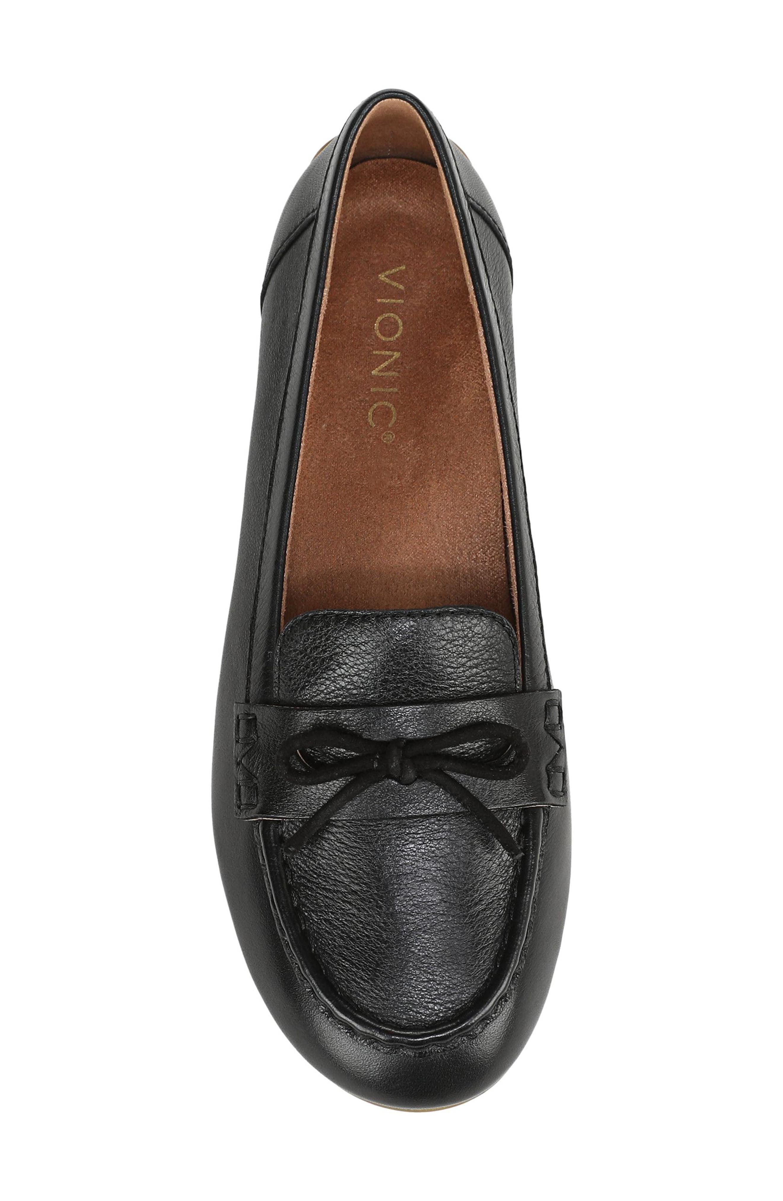 Vionic Taryn Driving Loafer, Alternate, color, Black