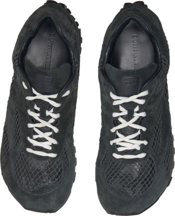 Orbit Low Top Sneaker