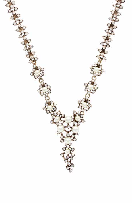 OLIVIA WELLES Holly Pendant Necklace
