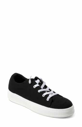 DEARFOAMS Mabel Woven Slip-On Sneaker