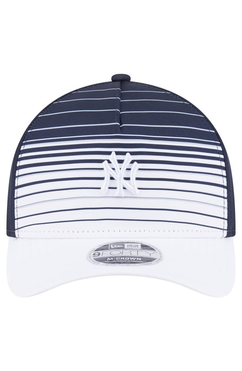 New Era Men's New Era Navy New York Yankees Gradient 9FORTY M-Crown Adjustable Hat, Alternate, color, Navy