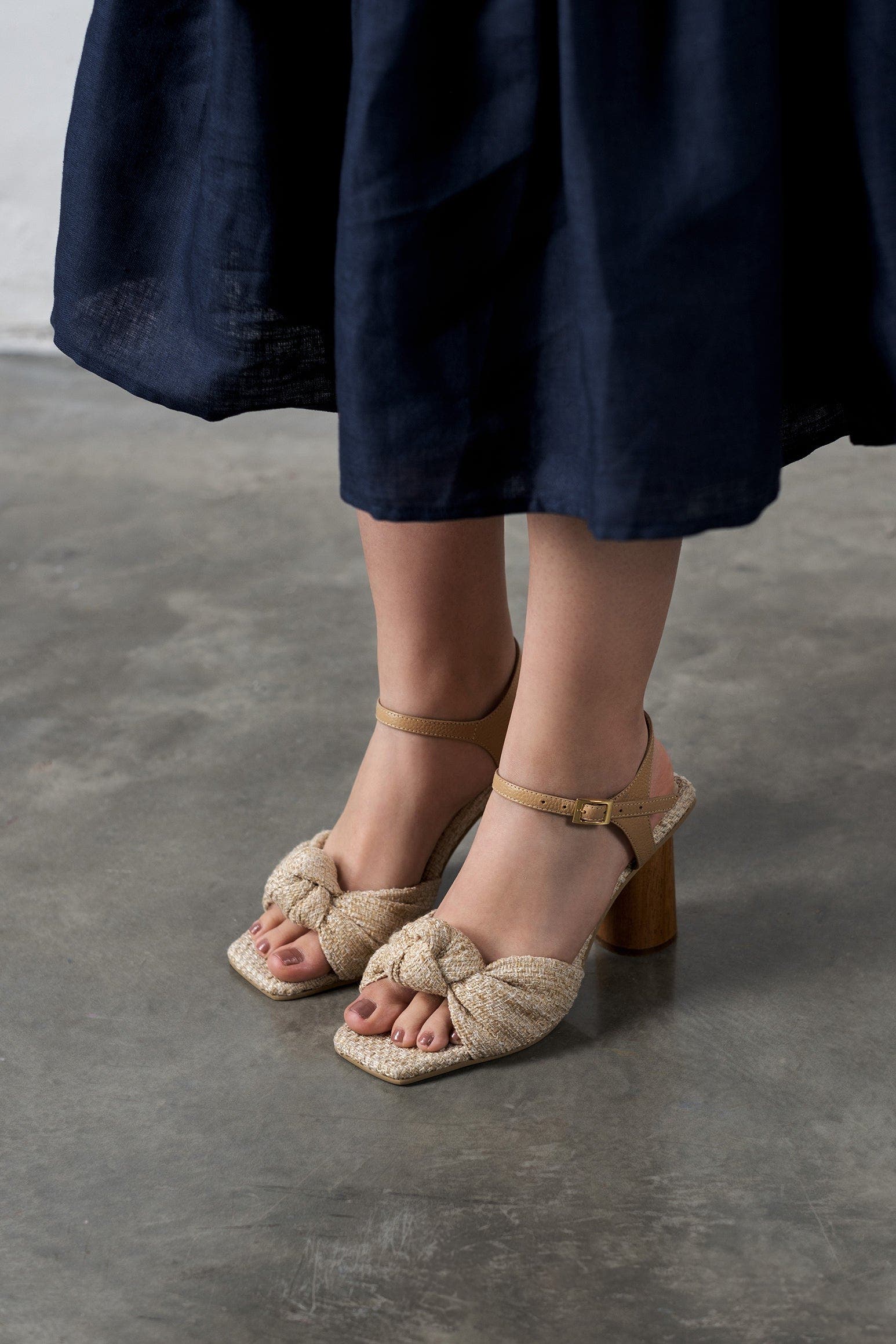 ALTA Alessia Natural Sandals, Alternate, color, Natural