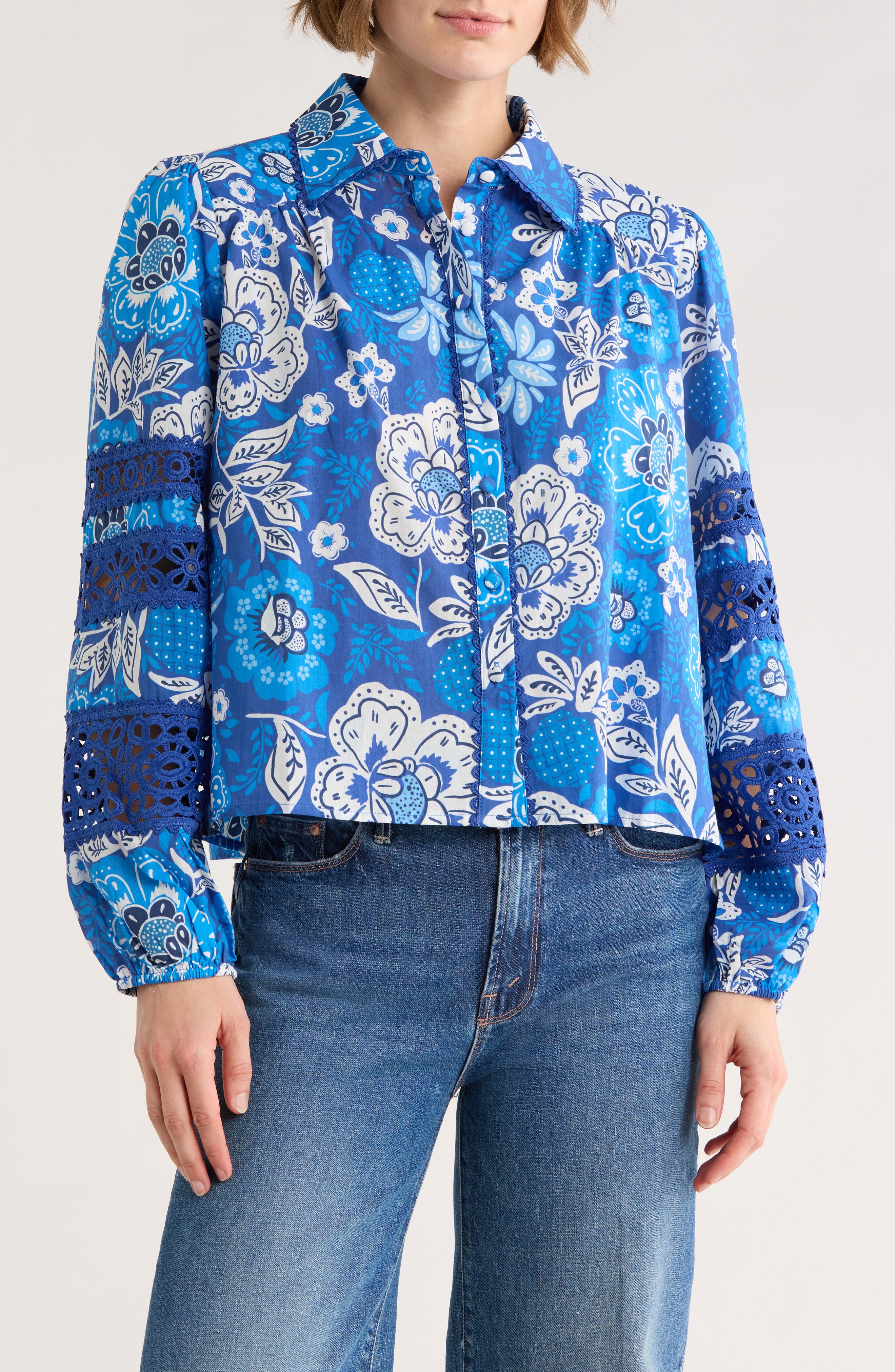 ELIE ELIE TAHARI Floral Lace Trim Long Sleeve Crop Button-Up Shirt