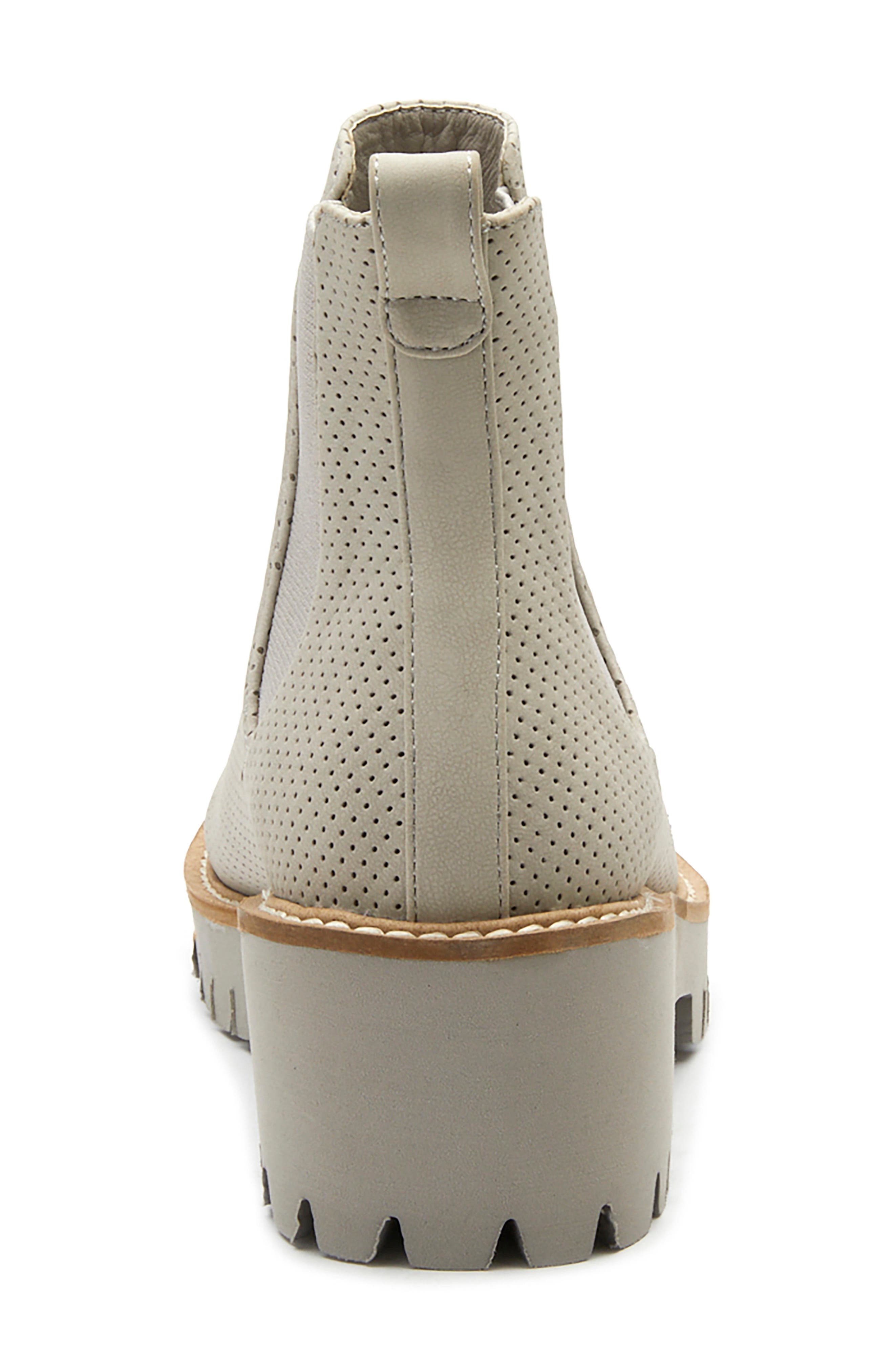 Coconuts by Matisse Preston Chelsea Boot, Alternate, color, 