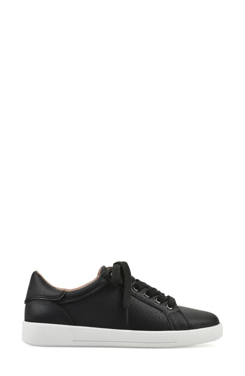 White Mountain Footwear Uniform Sneaker In Black Smooth