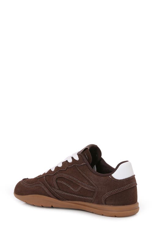 Berness Low Top Sneaker In Brown