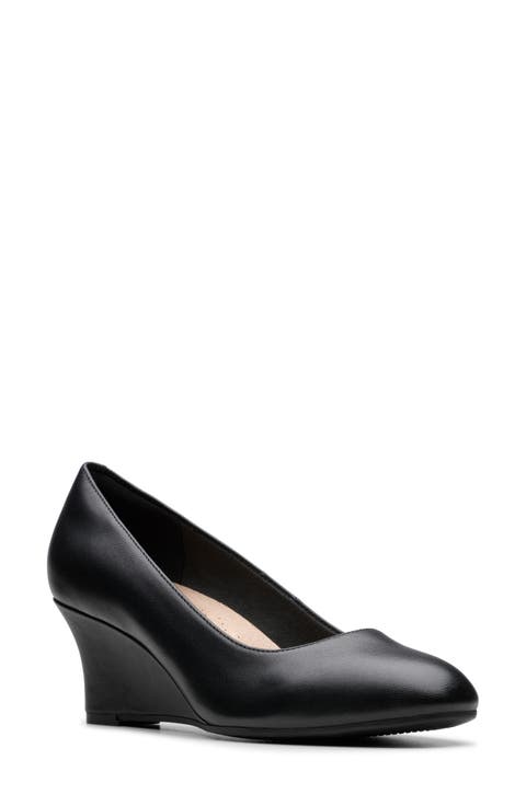 Olivette Pearl Wedge Pump (Women)