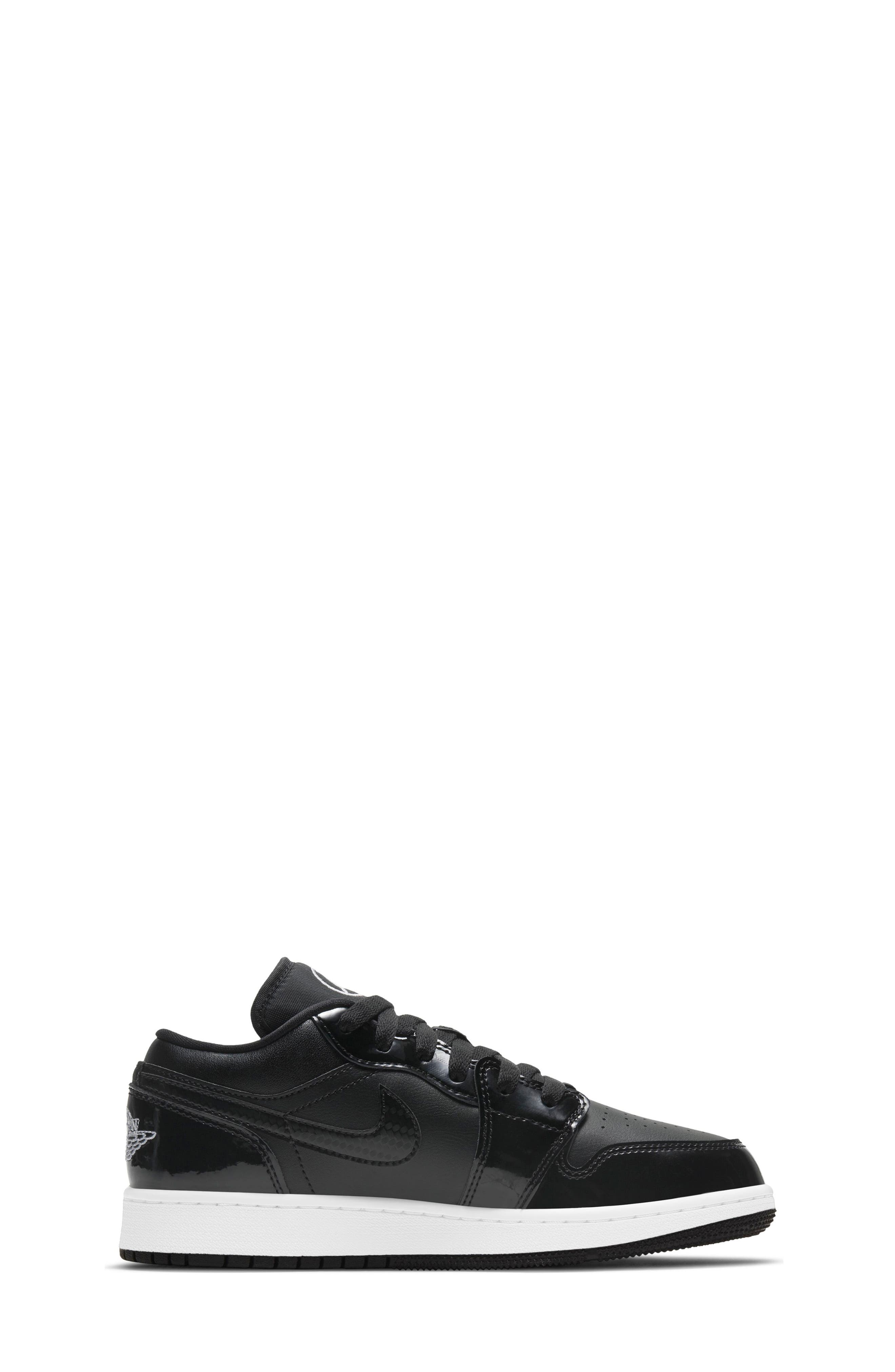 Jordan Air Jordan 1 Low Sneaker, Alternate, color, 