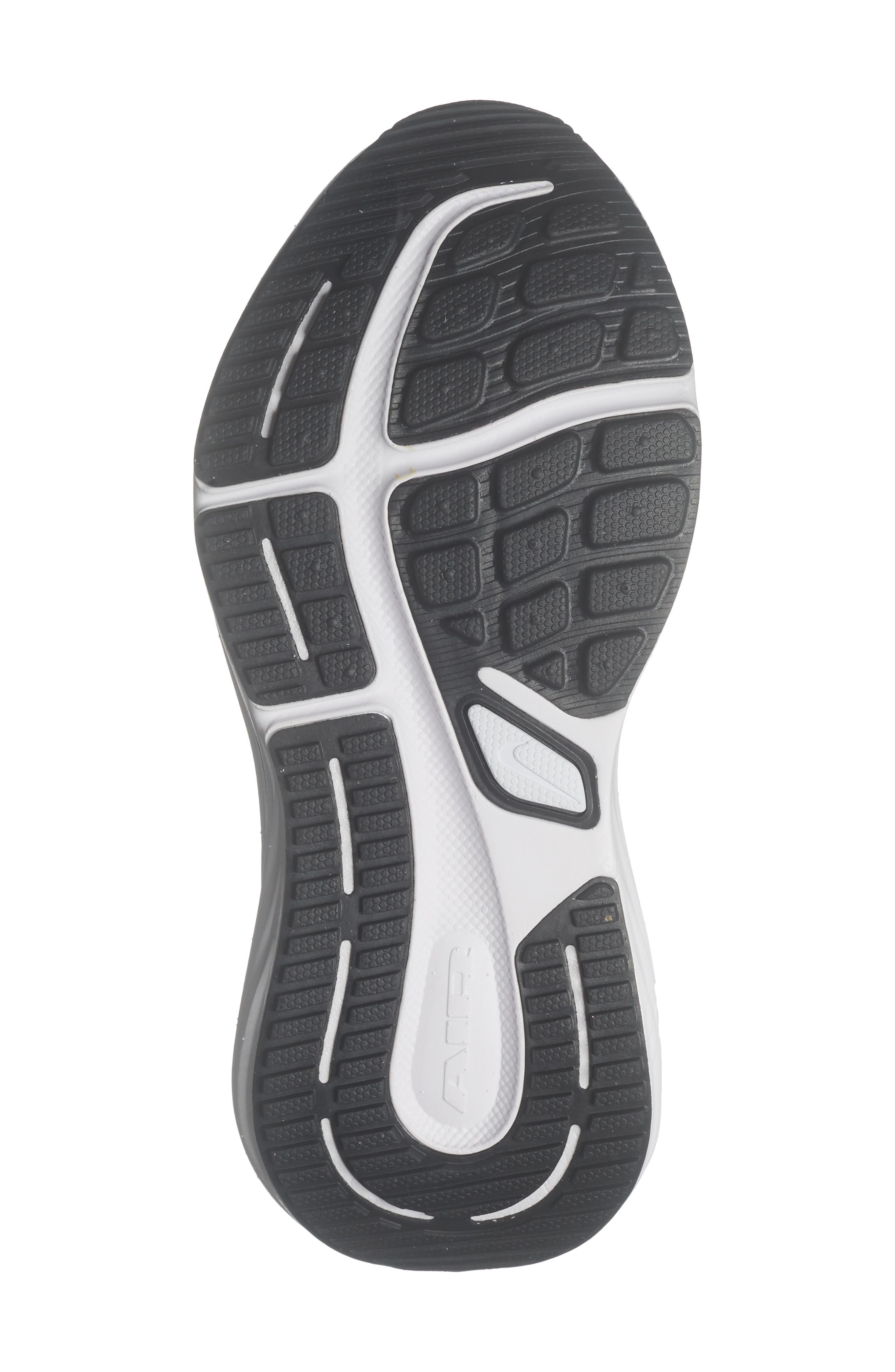 Air Winflo 12 Running Shoe, Alternate, color, BLACK/ WHITE/ SMOKE GREY
