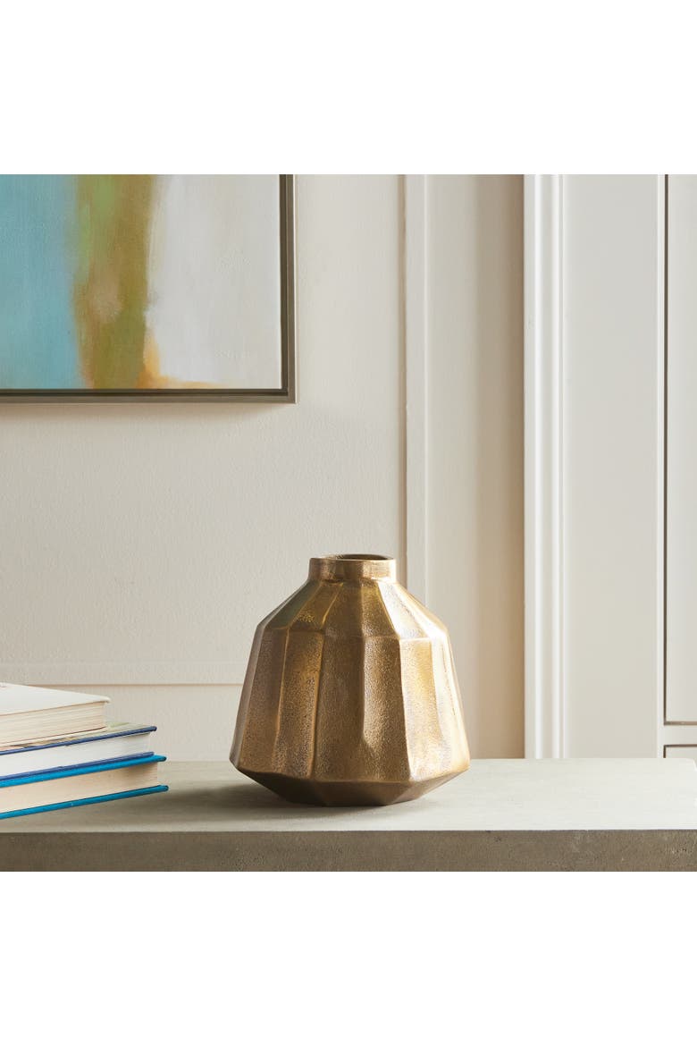 Emery Vase, Alternate, color, Gold