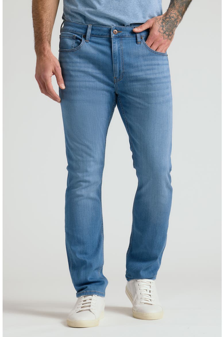 Straight Fit Comfort Jeans, Main, color, MEDIUM INDIGO WASH