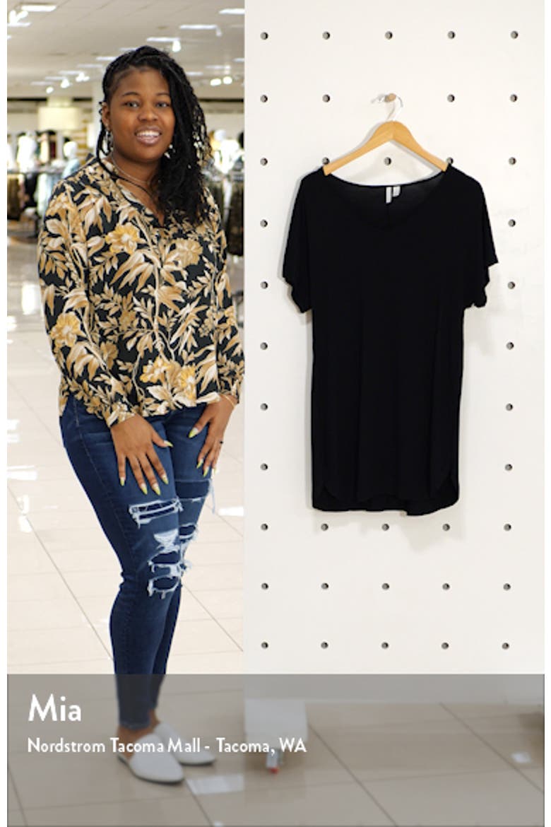 Moonlight Dolman Sleeve Nightshirt video