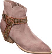 ANTELOPE Opel Pointed Toe Bootie