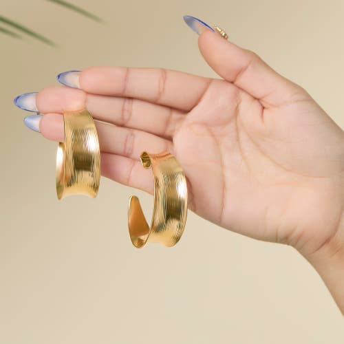 Jessica Simpson Sculptural Statement Earrings In Gold