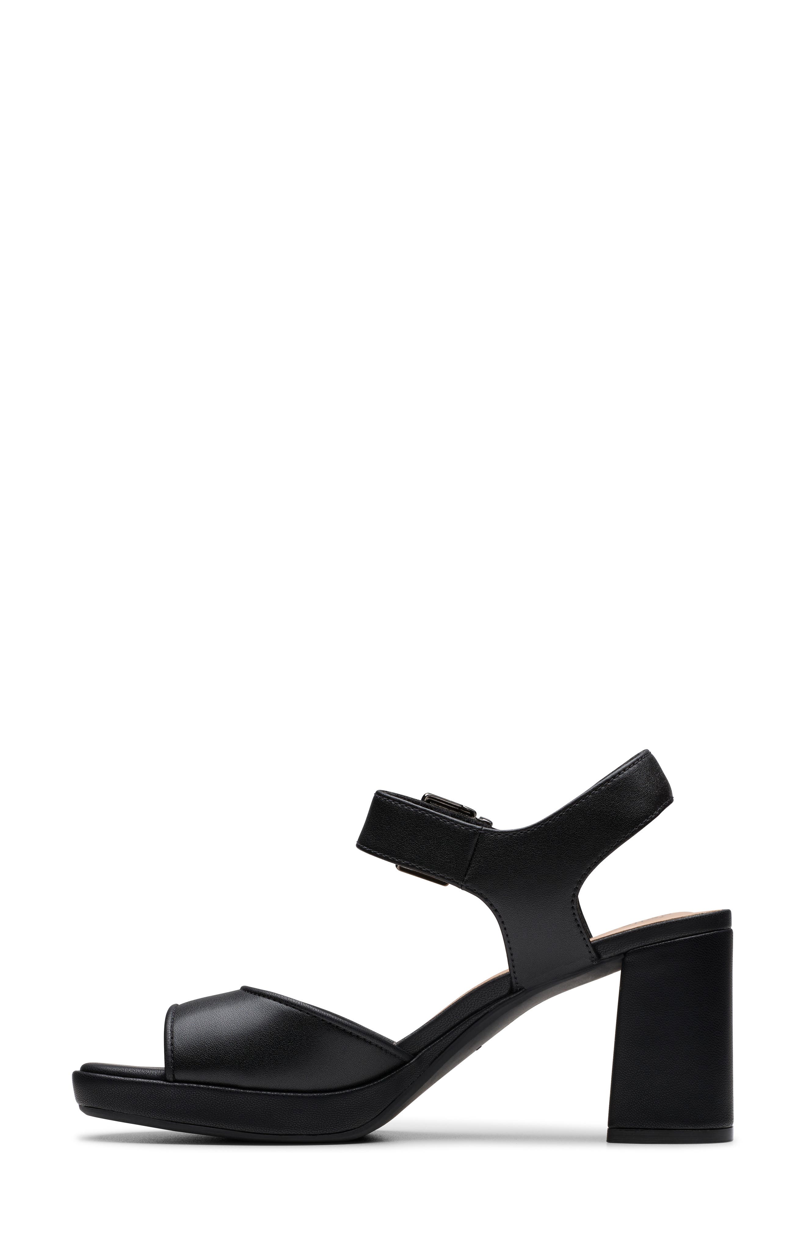 Clarks<sup>®</sup> Ambyrlyn Faye Sandal, Alternate, color, 