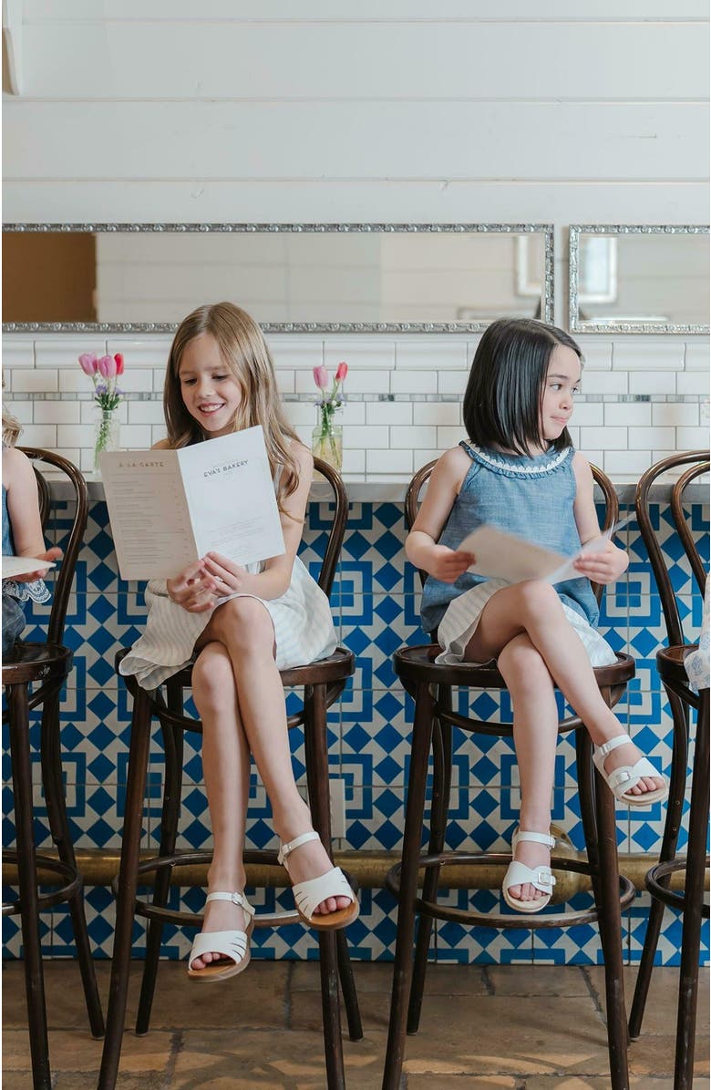 Hope & Henry Girls' Pull-On Flat Front Linen Short, Kids, Alternate, color, 