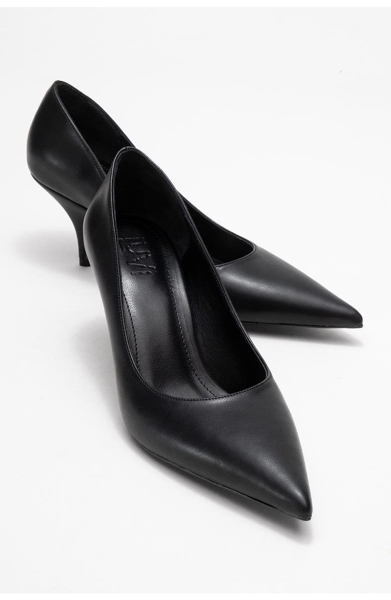 Prologue Shoes Marcus Pointed Toe Pump, Alternate, color, Black