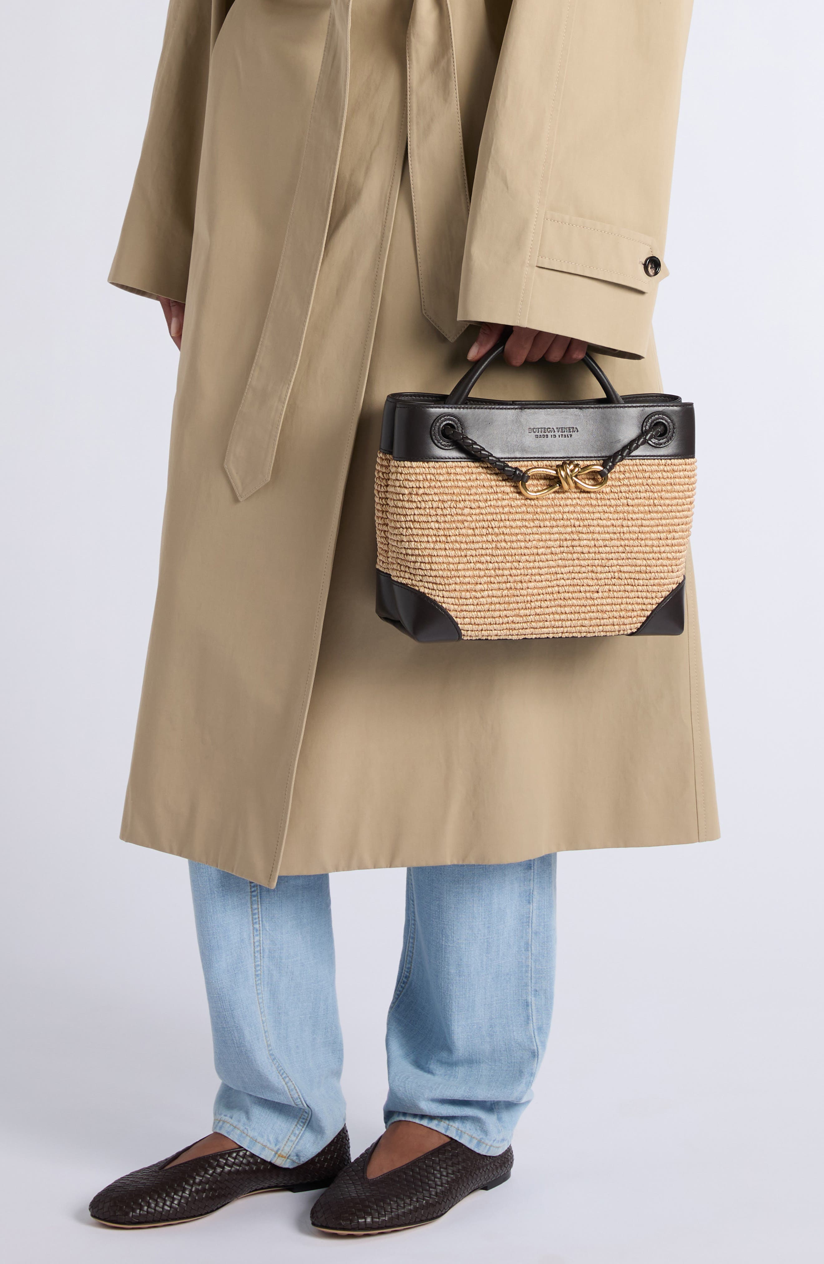 Bottega Veneta Small Andiamo Raffia & Leather Shoulder Bag, Alternate, color, Natural/ Espresso