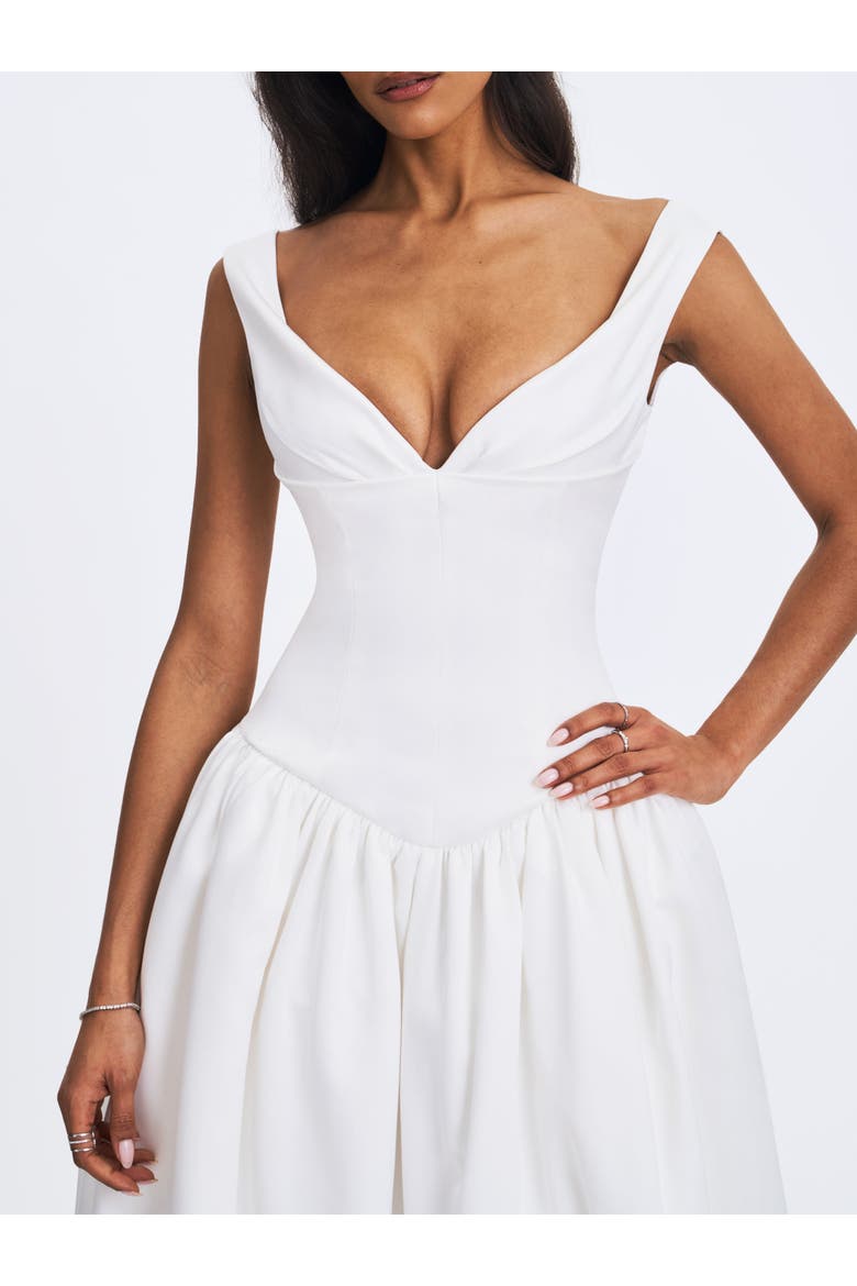 Siena Satin Sweetheart Wedding Gown, Alternate, color, White