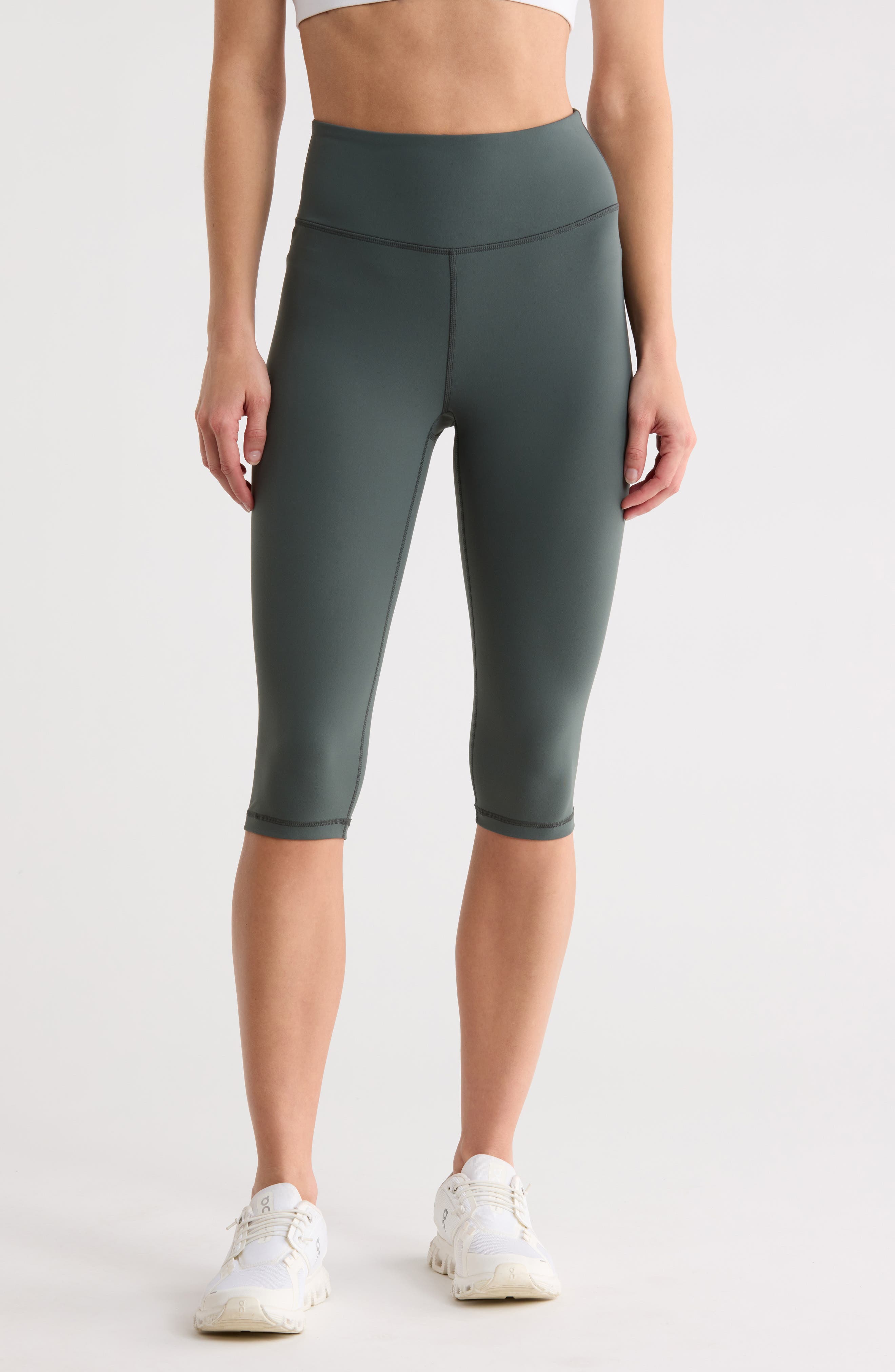 Z by Zella Perform High Waist 2.0 Capri Leggings
