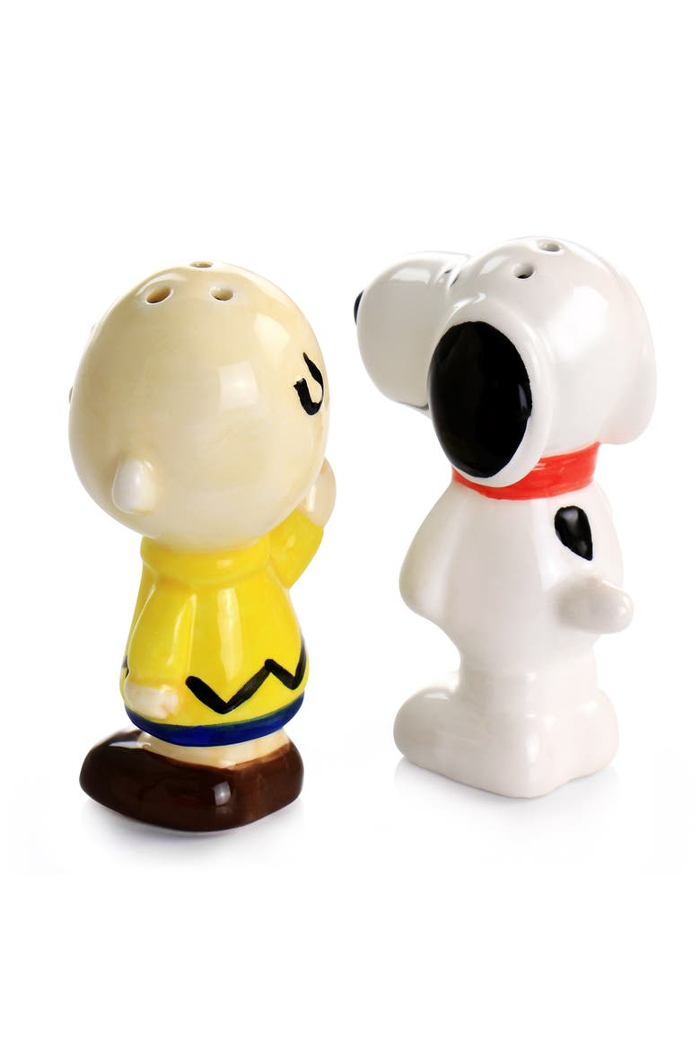 Classical Pals Charlie Brown and Snoopy Figurine Salt and Pepper Shaker Set, Alternate, color, Multi