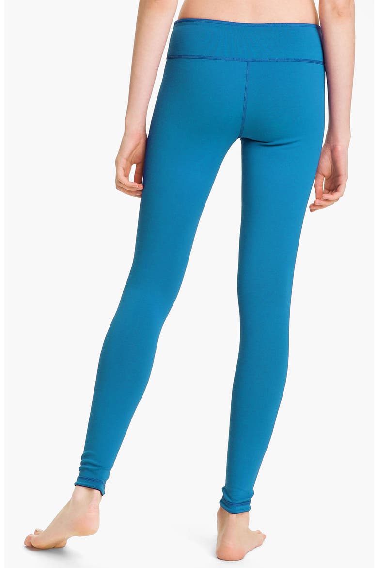 'Live In' Reversible Leggings, Alternate, color, BLACK / BLUE OCEAN