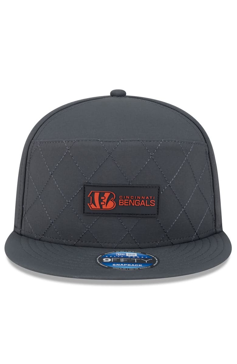 New Era Men's New Era Charcoal Cincinnati Bengals 2025 Sideline Cold Weather Split Panel 9FIFTY Snapback Hat, Alternate, color, Charcoal